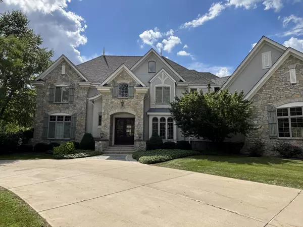 4335 Danbury Dr, Brookfield, WI 53045