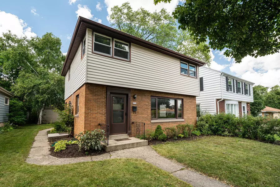 3773 N 85th St, Milwaukee, WI 53222