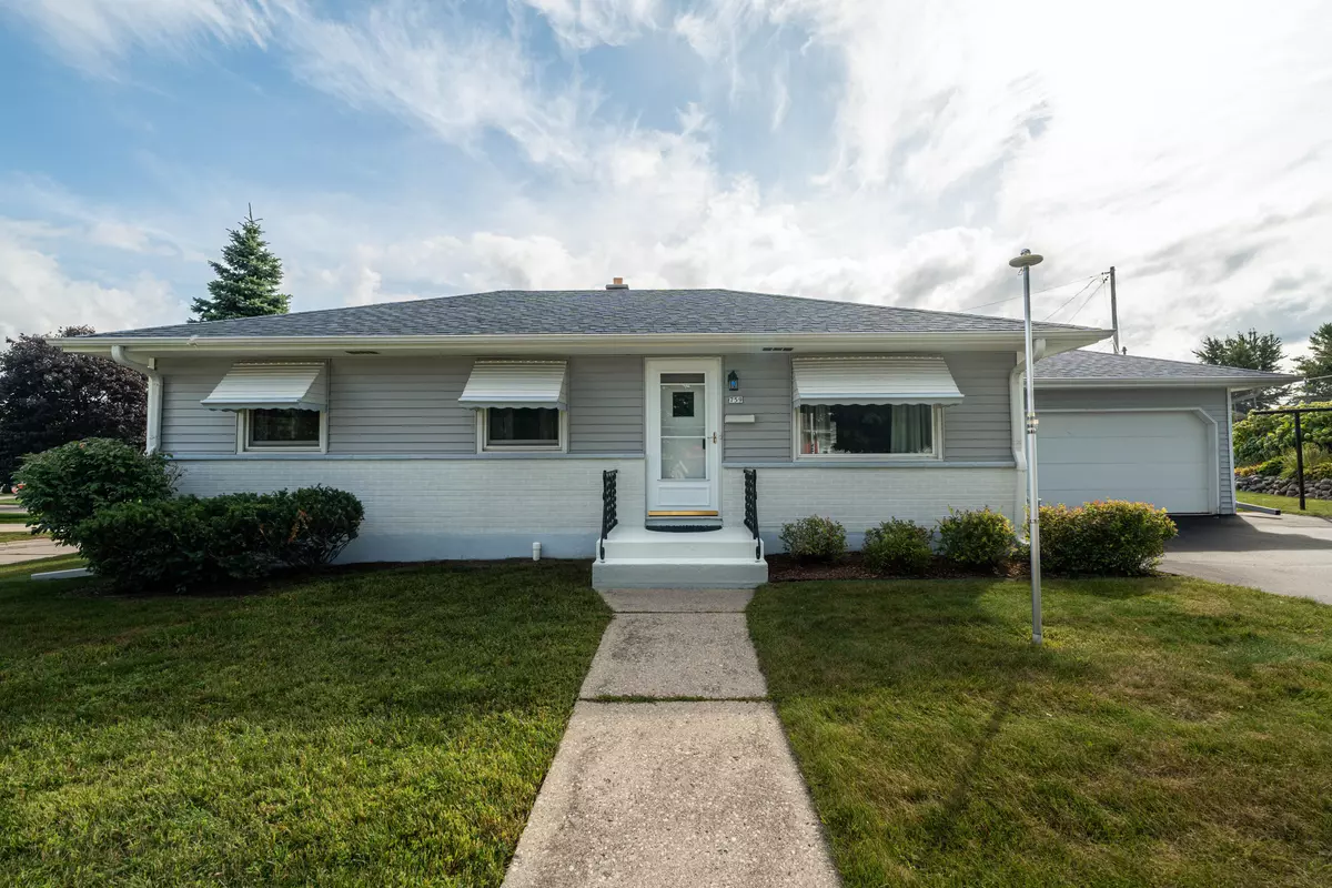 West Bend, WI 53095,759 Pennsylvania Ave