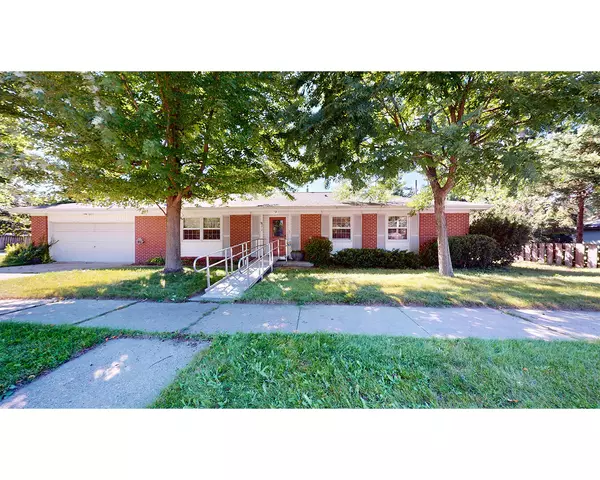 3618 Lowell St, Two Rivers, WI 54241