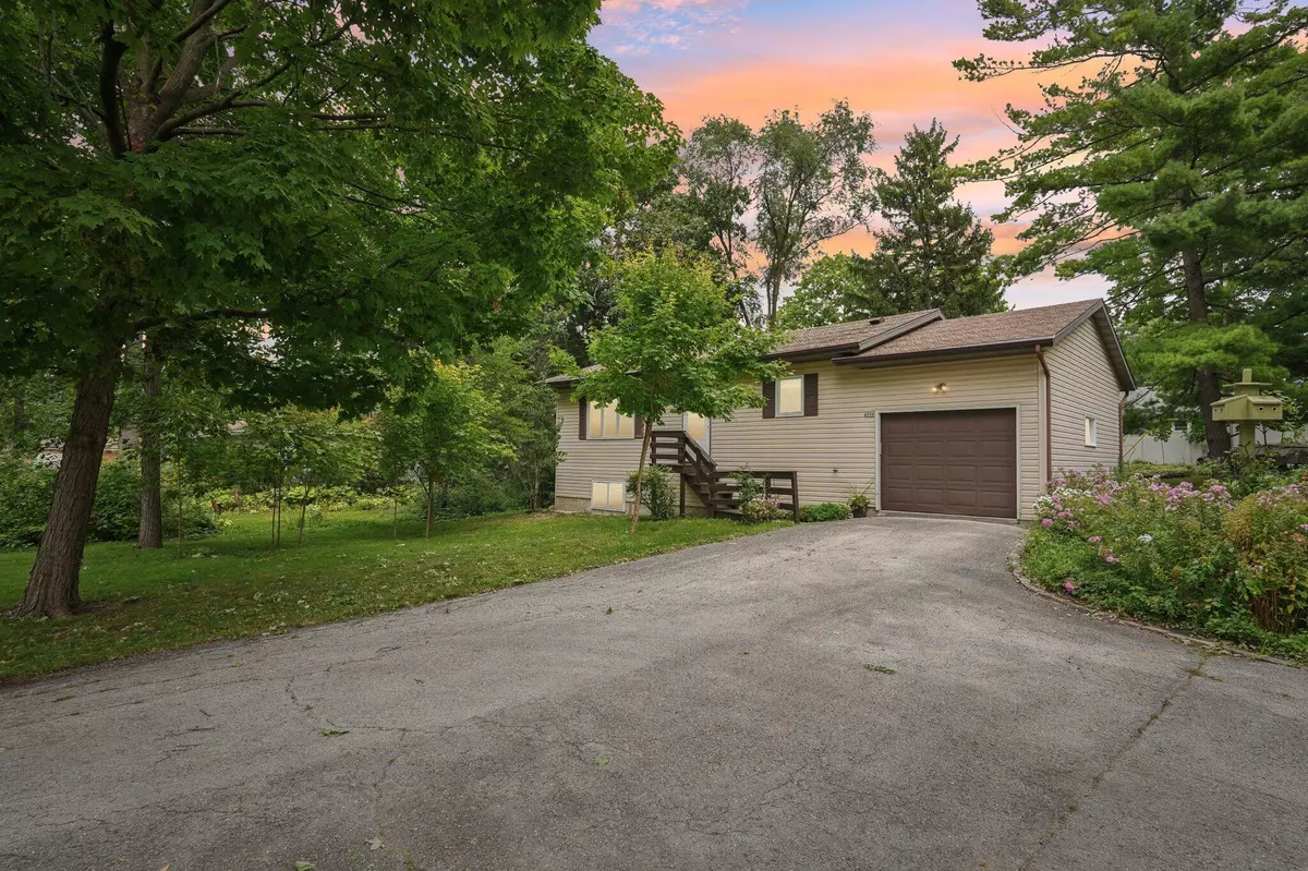 Greenfield, WI 53221,4320 S 35th St