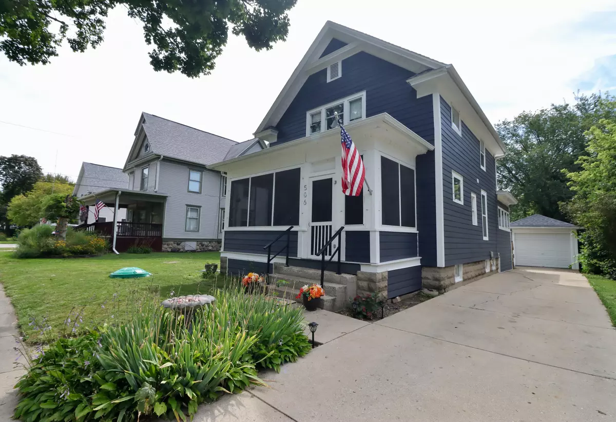 Delavan, WI 53115,506 E Washington St