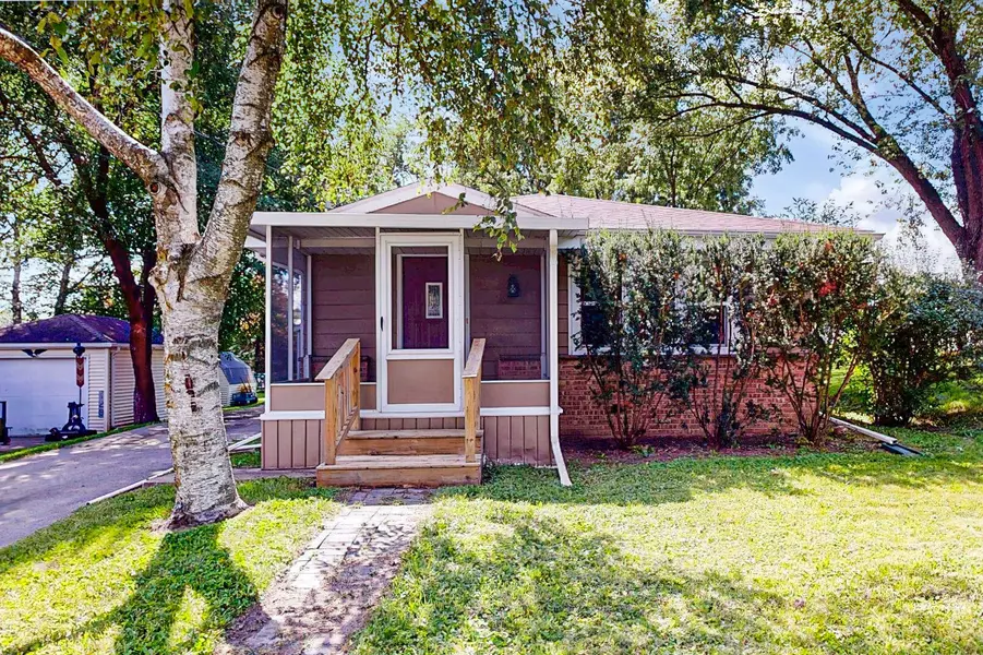 311 E Spaulding St, Watertown, WI 53098