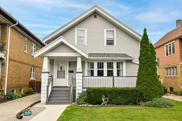 2507 N 60th St, Milwaukee, WI 53210