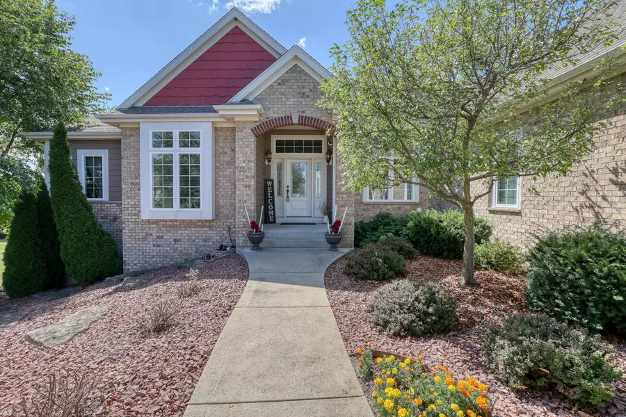 N74W24579 Merske Ct, Sussex, WI 53089