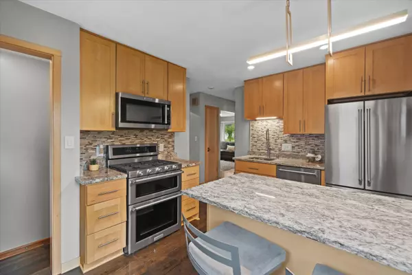 3572 S 5th Pl, Milwaukee, WI 53207