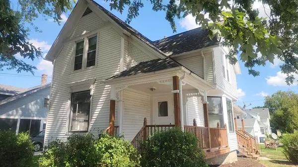 736 Buffalo St, Sheboygan Falls, WI 53085