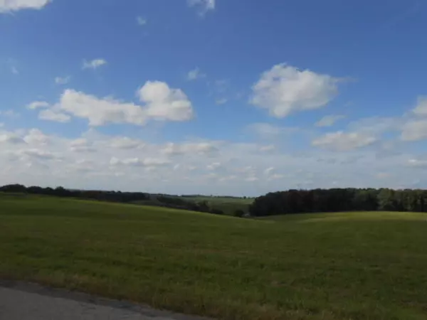 00 PIERCE HILL Rd, Viroqua, WI 54665