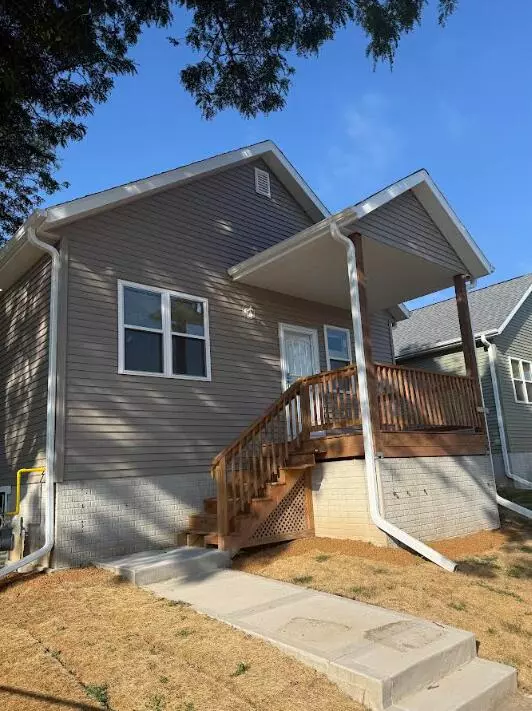 Milwaukee, WI 53208,1439 N 37th St