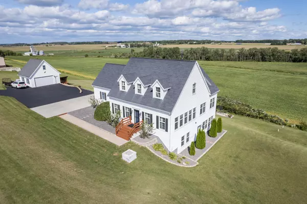 N1548 Wood Rd, Shields, WI 53098