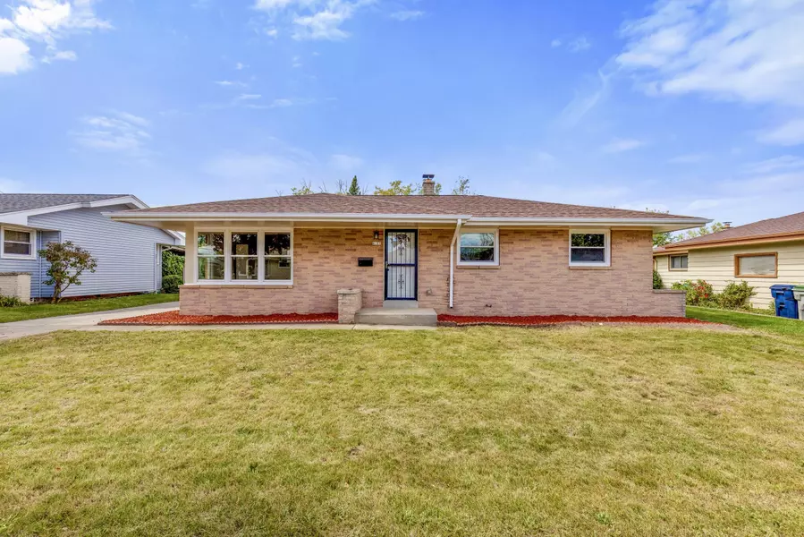 6101 N 95th St, Milwaukee, WI 53225