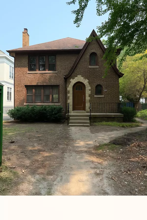 Whitefish Bay, WI 53217,5332 N Diversey Blvd