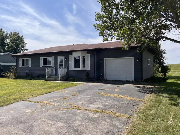 Sharon, WI 53585,197 Ballard St