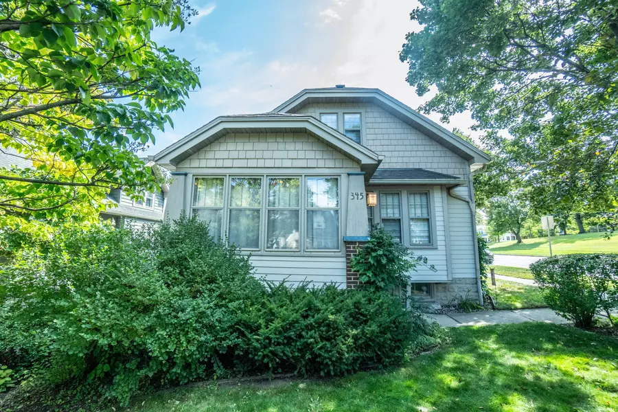 345 S 9th Ave, West Bend, WI 53095