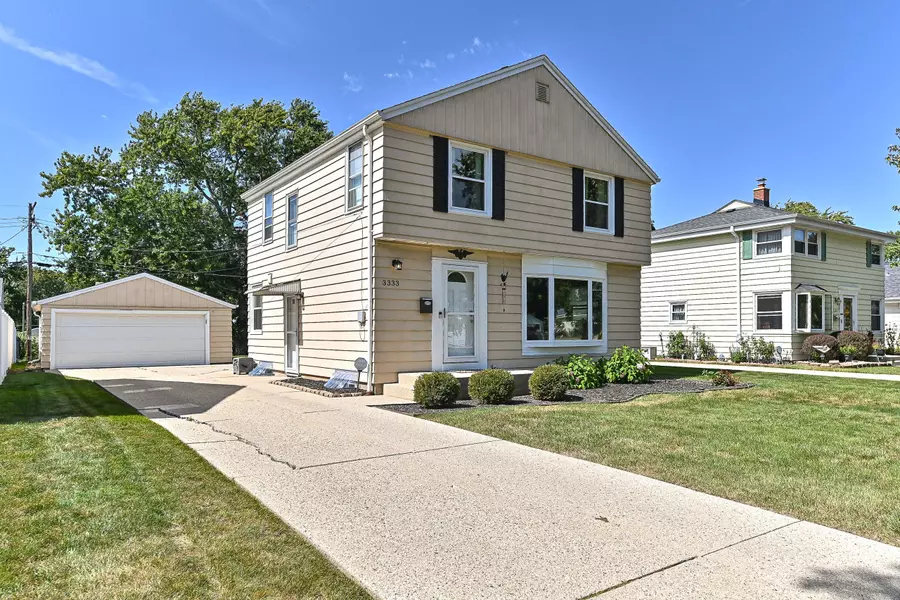 3333 S 53rd St, Milwaukee, WI 53219