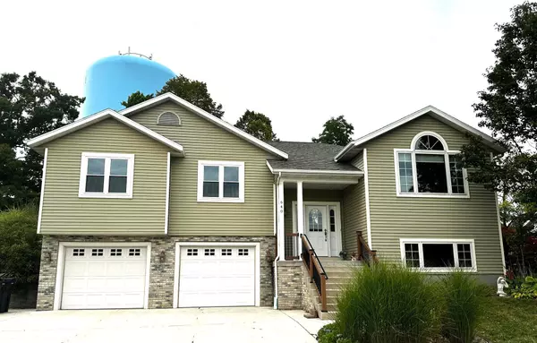 640 Richardson Ave, Sheboygan Falls, WI 53085