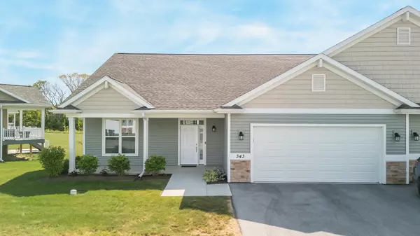 343 Greystone Cir, Plymouth, WI 53073