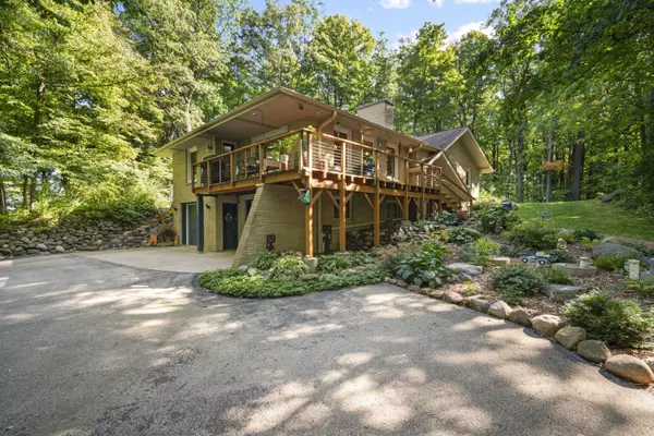 800 County Highway CC -,  Slinger,  WI 53086