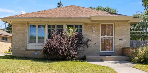 4102 N 89th St, Milwaukee, WI 53222