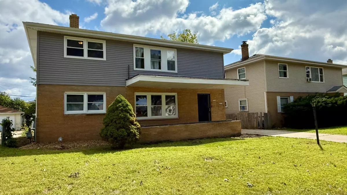 Milwaukee, WI 53225,5922 N 84th St Unit 5924