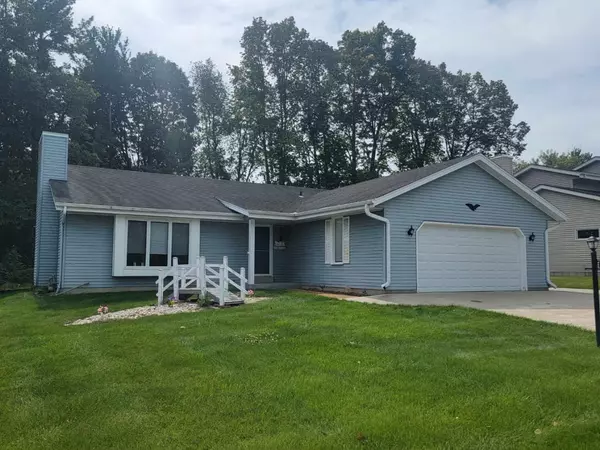 N76W15355 Countryside Ln, Menomonee Falls, WI 53051