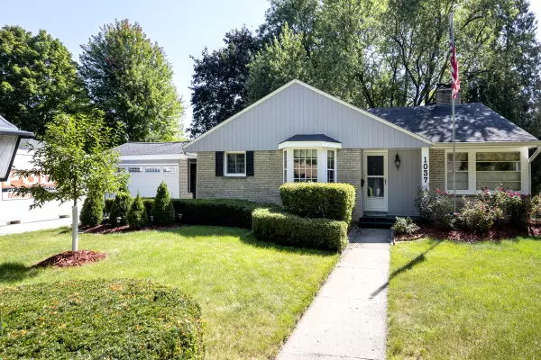 Waukesha, WI 53186,1037 Windsor Dr