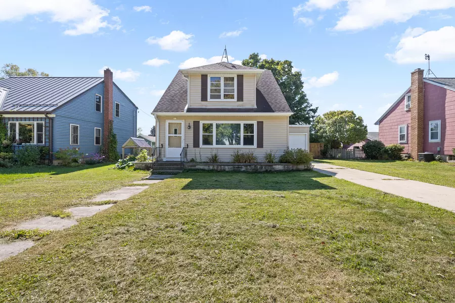 211 Spring St, Campbellsport, WI 53010