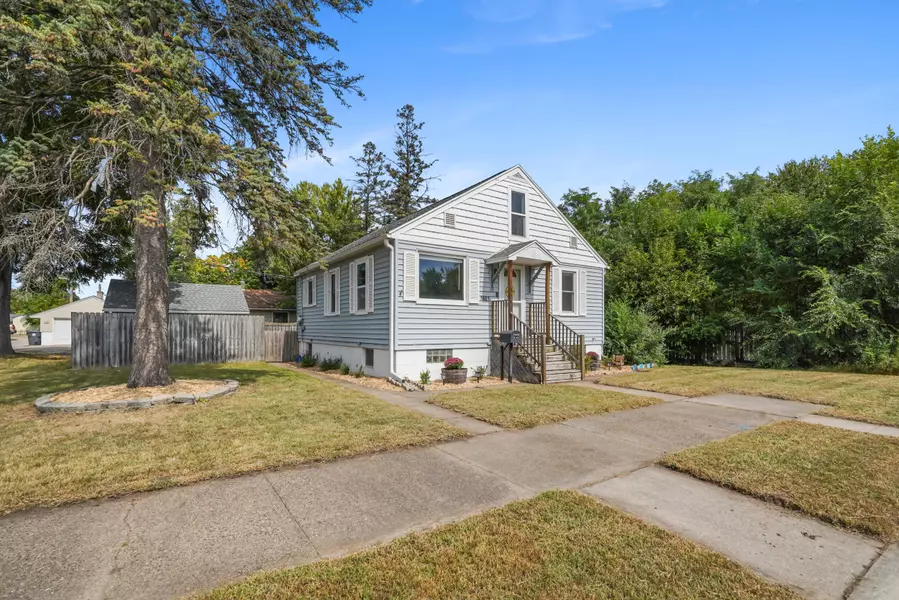 1621 Livingston St, La Crosse, WI 54603