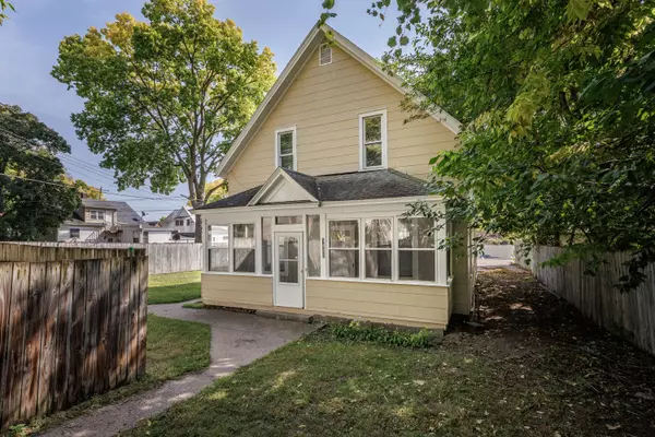 1422 Mississippi St, La Crosse, WI 54601