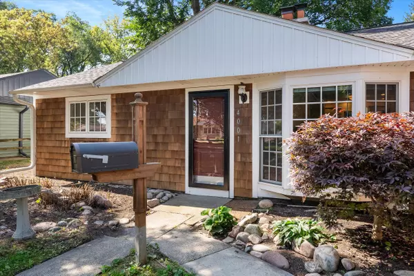 4001 S Hately Ave, Saint Francis, WI 53235