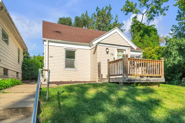 West Allis, WI 53214,705 S 57th St Unit 707