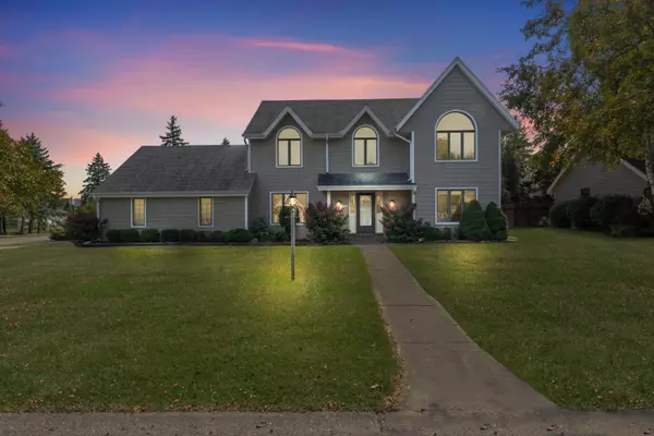 14505 W Fieldpointe Dr,  New Berlin,  WI 53151