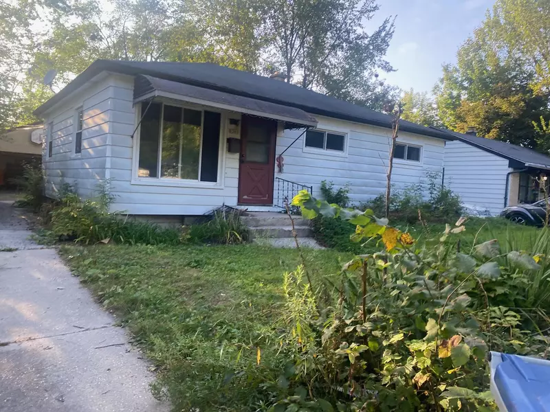 5365 N 62nd St, Milwaukee, WI 53218