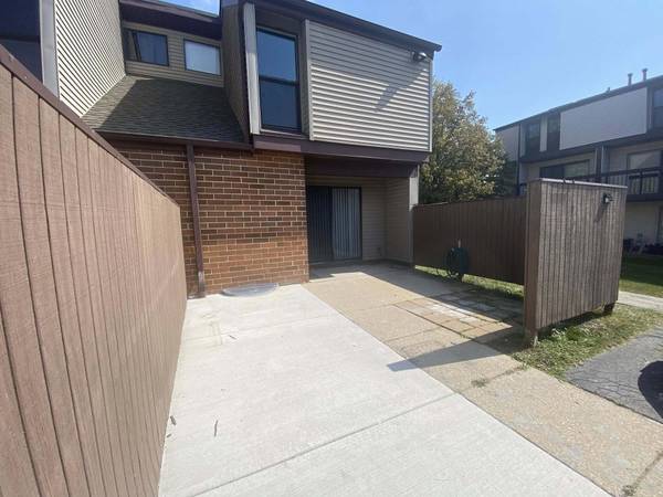 1611 W Edgerton Ave Unit T, Milwaukee, WI 53221
