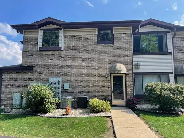 3208 Wood Rd Unit 10,  Mount Pleasant,  WI 53406