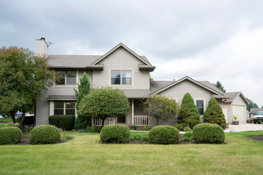 8824 Quail Run, Burlington, WI 53105