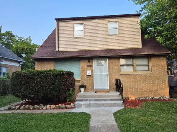 Milwaukee, WI 53218,4416 N 62nd St