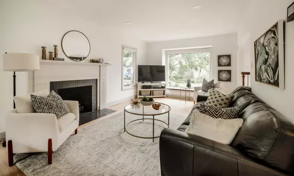 14635 Wisconsin Ave, Elm Grove, WI 53122