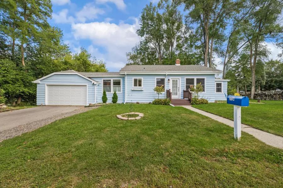 2724 Mason St, Delavan, WI 53115