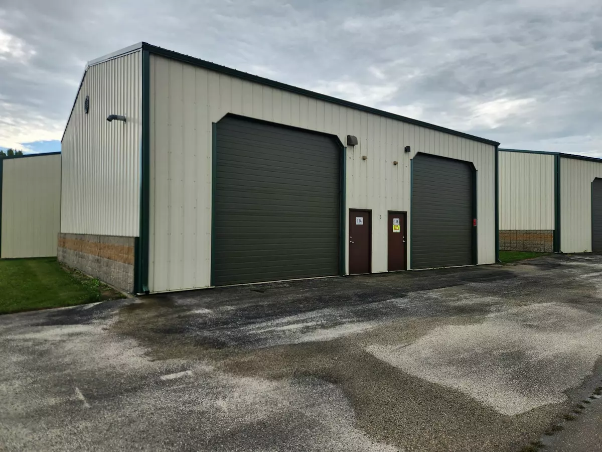 Fredonia, WI 53021,145 Meadowlark Rd Unit 13B