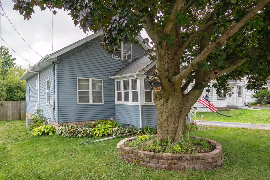 511 N Washington Ave, Waukesha, WI 53188