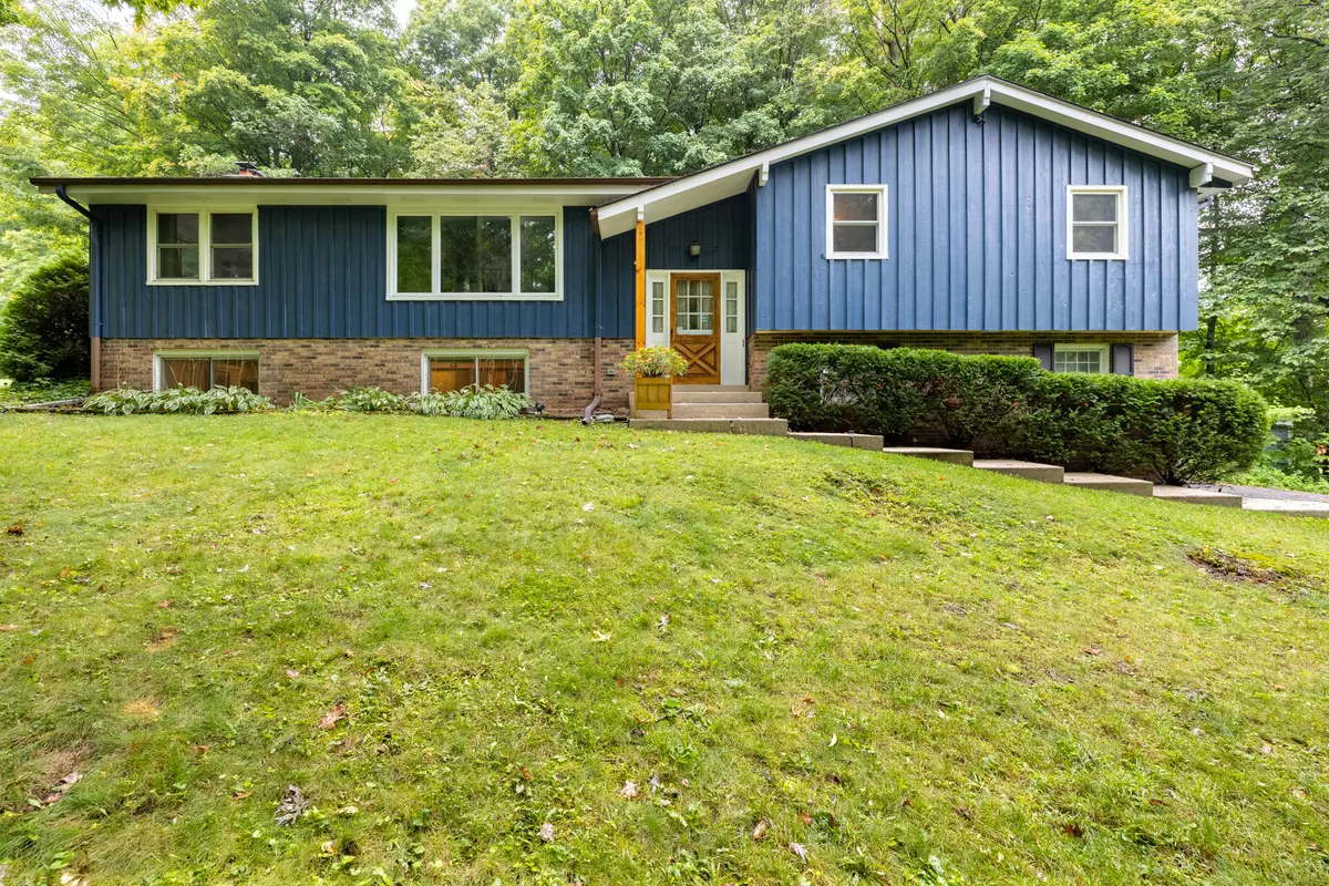 Slinger, WI 53086,107 Parkway Dr