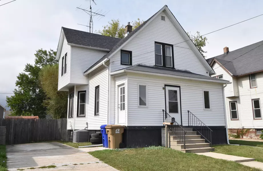 5416 24th Ave, Kenosha, WI 53140