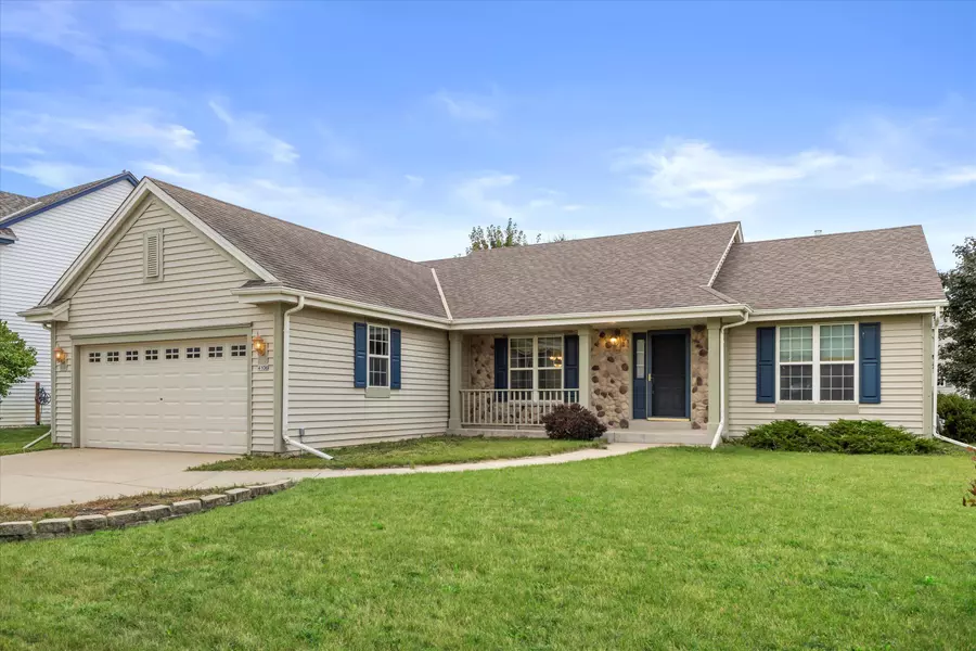 4106 Stillwater Cir, Waukesha, WI 53189