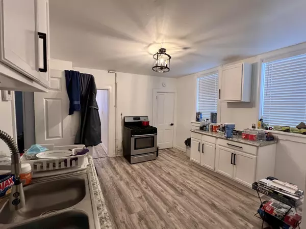 Milwaukee, WI 53207,2445 S 5th Pl Unit 2445A