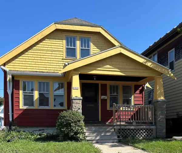 3868 N 15th St, Milwaukee, WI 53206