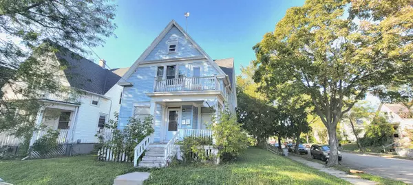 330 E Chambers St, Milwaukee, WI 53212