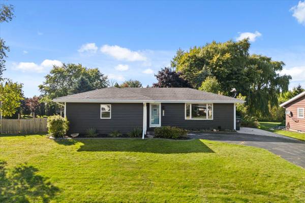 267 Michael St, Belgium, WI 53004