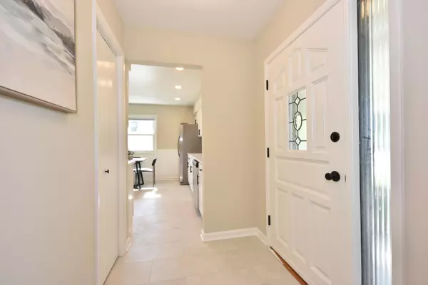 Milwaukee, WI 53228,3608 S 95th St