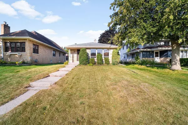 Wauwatosa, WI 53222,4321 N 99th St